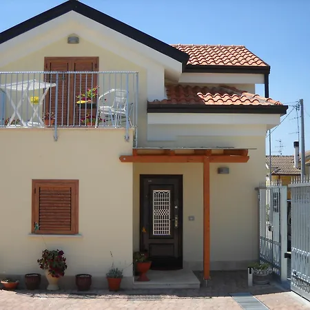 Angolo Felice Bed & Breakfast 3*
